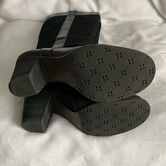 Naturalizer - Picture 3 of 10